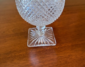 This vintage Westmoreland English Hobnail ivy bowl vase