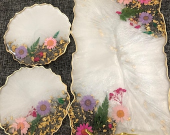 Handmade Pressed Flower Resin Tray and Coaster Set | Elegant Floral Vanity Decor | Unique Mother's Day or Wedding Gift