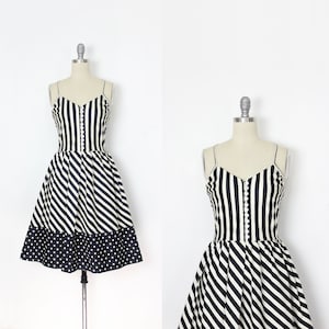 vintage striped dress / black white striped dress / 1980s striped sundress / polka dot dress / fit flare sundress / Halloween dress