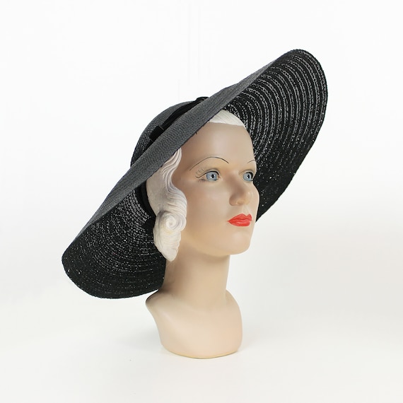 vintage 40s hat / 1940s straw hat / large black st