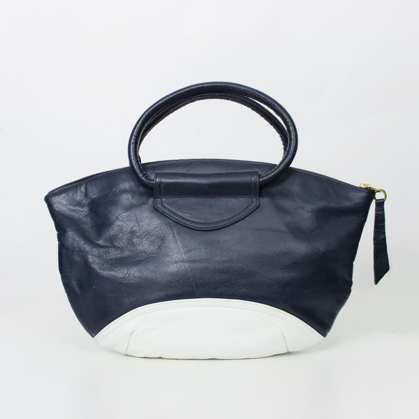 vintage 70s leather bag / 1970s navy white handbag / color block leather bag / round handle bag / mod leather bag / RUTH SALTZ bag