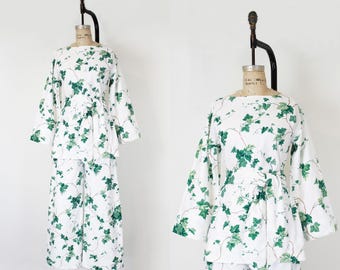 vintage 70s tunic pant suit / 1970s wide leg pant set / English ivy print / garden party suit / tunic pant set / summer pantsuit