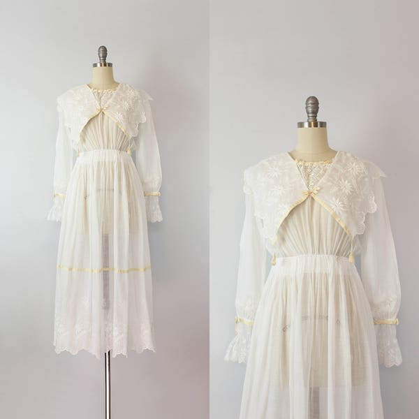 antikes weißes Baumwollkleid / 1910er Jahre Rasenkleid / edwardianisches Hochzeitskleid / antikes Tambour Spitzenkleid / Cliff Walk Kleid