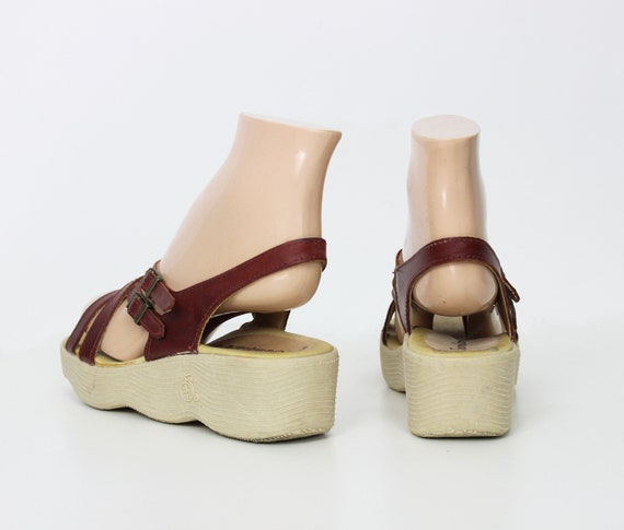 vintage FAMOLARE sandals / 1970s leather sandals … - image 5