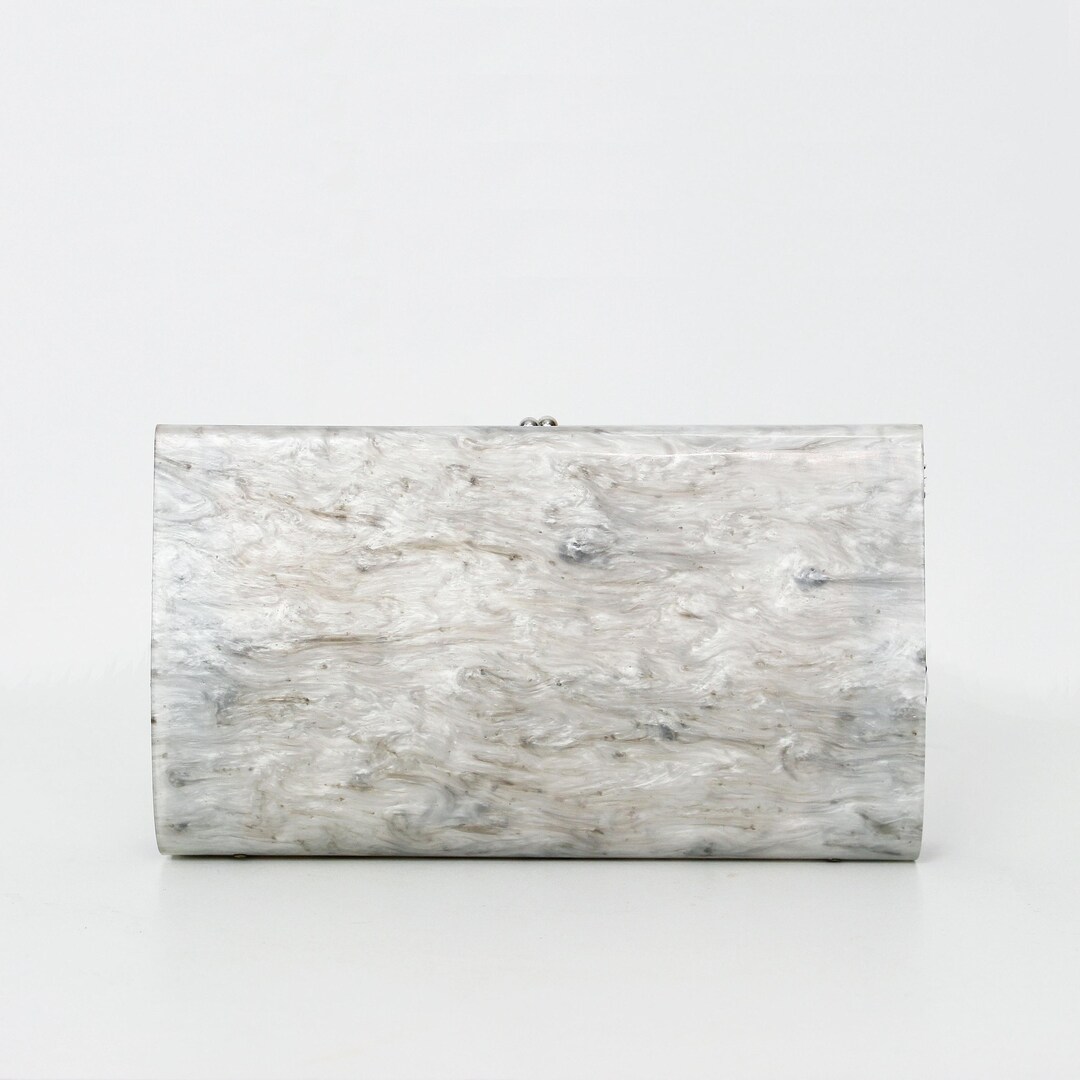 Vintage 50s/60s Purple Lucite Clutch