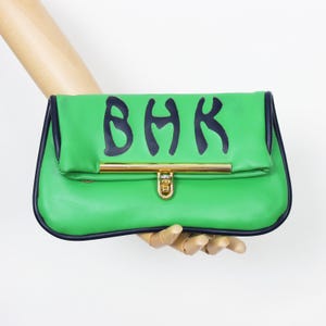 Bolso de mano vintage de los años 60 / bolso de mano moderno / bolso moderno de los años 60 / bolso de mano verde / bolso de mano con monograma / bolso de mano brillante