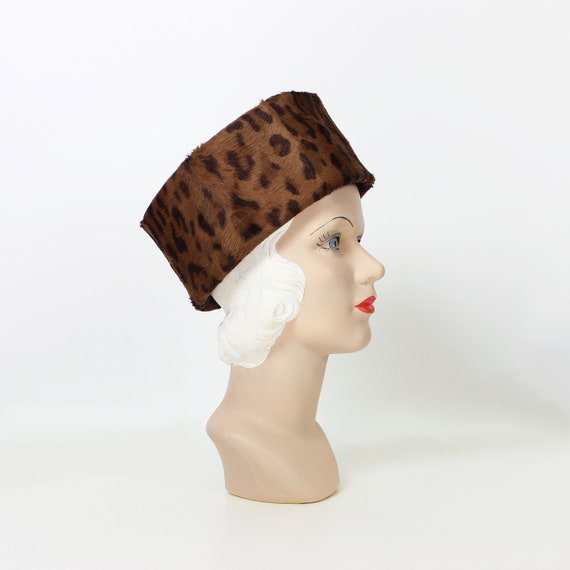 vintage 60s hat / 1960s faux leopard fur hat / leo