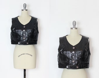 vintage 60s JEAN MUIR vest / 1960s mod patent vest top / patent snakeskin top / black patent top vest / cropped mod vest top