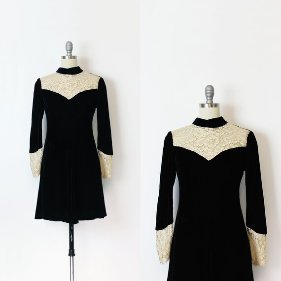 vintage 60s dress / 1960s black velvet dress / vin