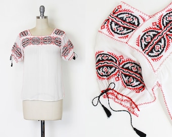 Blusa campesina vintage de los años 70 / Blusa bordada de los años 70 / Blusa de algodón vaporosa / Blusa transparente / Blusa folclórica de los años 70 / Blusa de algodón blanca