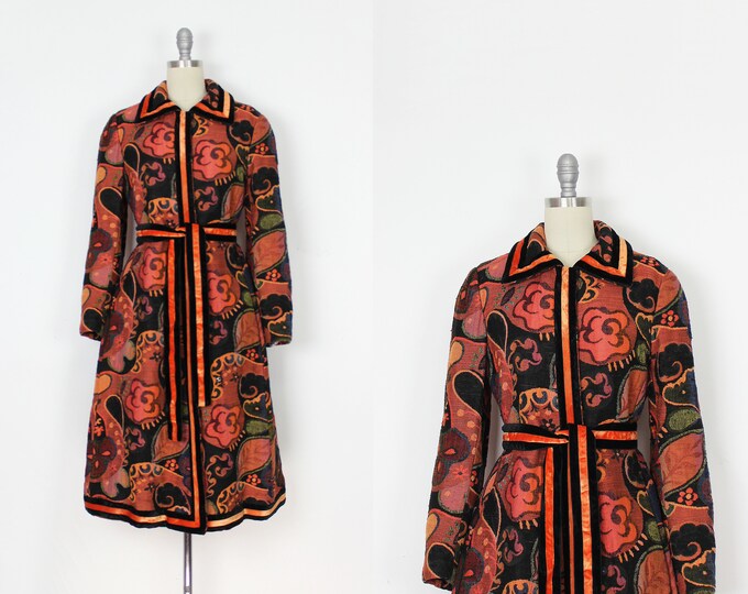 1960s Floral Chenille Tapestry Coat | medium/large