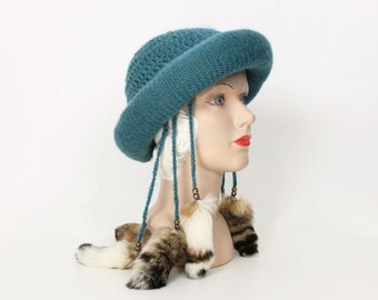 vintage knit fur hat / 1980s knit hat / fur trim hat / avant garde knit hat / statement hat / winter fall hat / fur tassel hat / pom pom hat