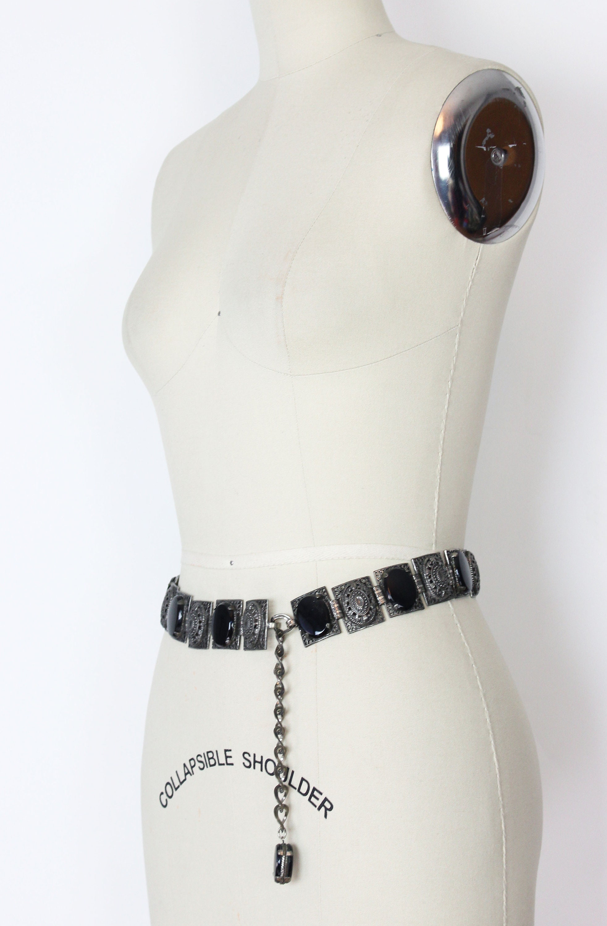 Vintage 60s Glass Metal Belt / 1960s Chain Link Belt / Black  display picture 1