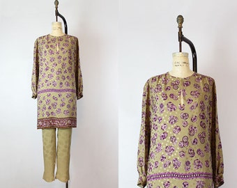 vintage 70s GUCCI dress pant set / 1970s silk tunic set / silk day pajamas / designer tunic dress pants / drab olive purple floral dress
