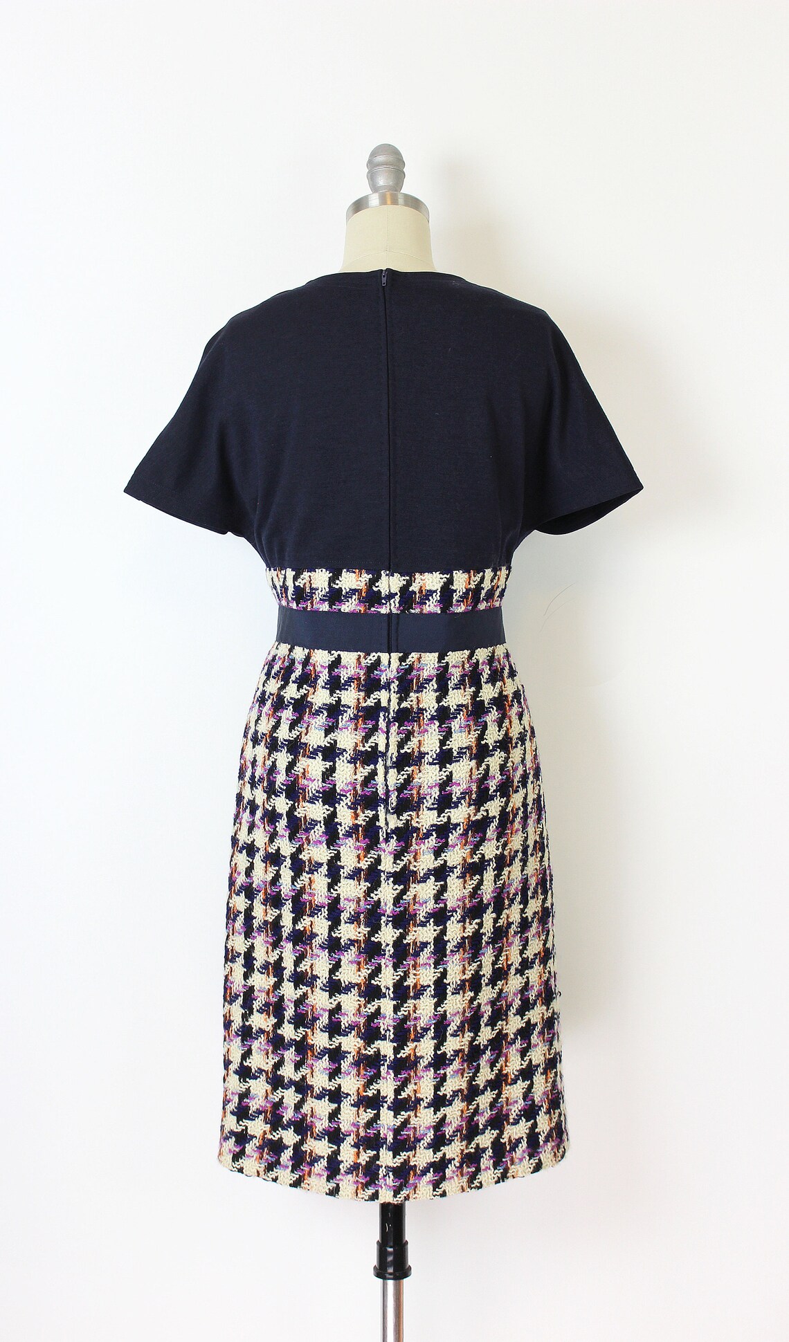 Vintage CHANEL Dress / 1990s Chanel Tweed Dress / Fitted Wool Etsy