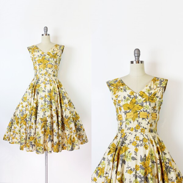 vintage 50s dress / 1950s novelty print dress / 1950s butterfly print dress / 50s floral cotton dress / quilted sequined dress