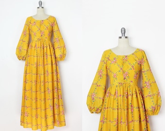 vintage 70s floral maxi dress / 1970s prairie dress / lace up bodice dress / yellow floral dress / fall floral dress / fall maxi dress