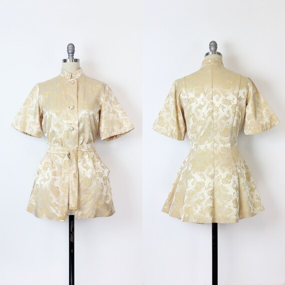 vintage 40s lounge jacket / 1940s Asian satin loun