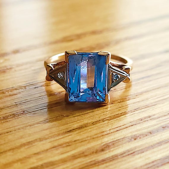 10K Yellow Solid Gold Aquamarine and Diamond Ring - Etsy