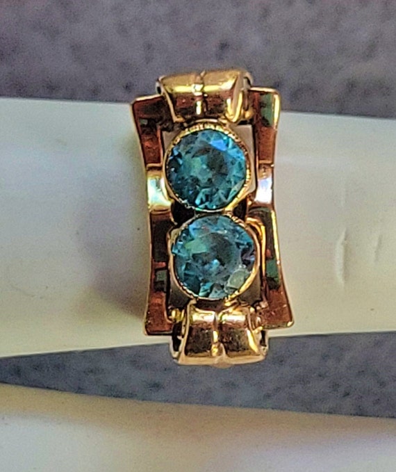 10K Solid Gold Aquamarine Ring - image 8