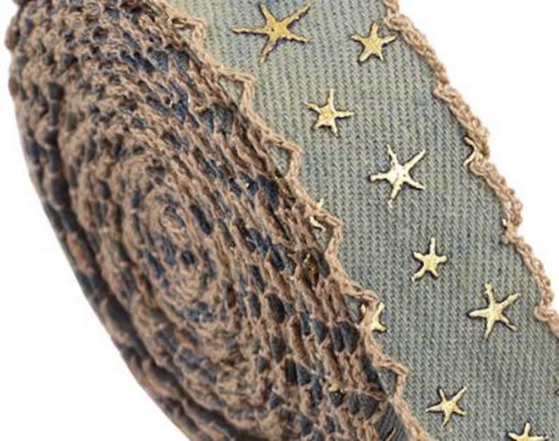 1.	Denim ribbon with embossed star pattern 
2.	Vintage washed denim ribbon for DIY crafts 
3.	3D star textured ribbon close-up 
4.	Blue jean ribbon with decorative edge trim 
5.	Black denim ribbon for fashion accessories 
6.	Textured ribbon for hair bow making 
7.	Assorted denim ribbons in multiple shades 
8.	Fabric ribbon for clothing embellishment 
9.	Stylish denim trim for handmade projects 
10.	Wide denim ribbon rolls for crafts