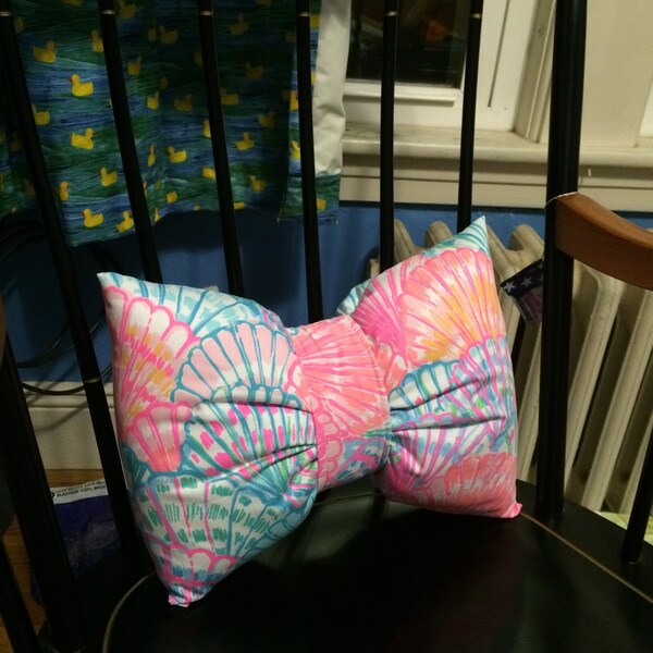 Bow-shaped pillow made with Lilly Pulitzer's Oh Shello print fabric