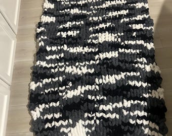Chunky Chenille Blanket 40x70 | Soft Knit Throw | Handmade Cozy Room Decor