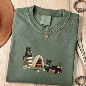 Book Lover Black Cats Reading Tent Kids Crew Neck Tee, Pink Cute Bookish Kitten Reading Books Children Casual Short Sleeve Top