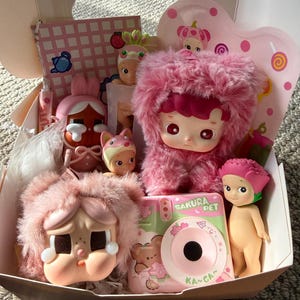 Kawaii Mystery Box | Autentiska prydnadssaker, kontorsmaterial, hårspännen, överraskningsartiklar