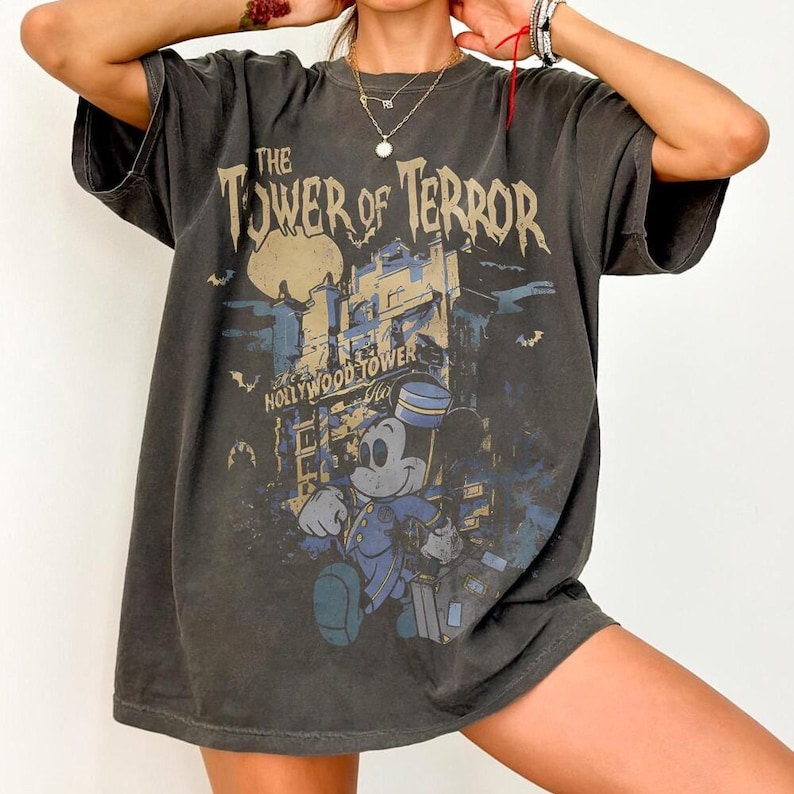 Camiseta infantil de la Torre del Terror de Disneyland, camiseta vintage de Mickey Mouse de la Torre de Hollywood, camiseta de la atracción de La Dimensión Desconocida de Disneyland, atuendo espeluznante de Halloween imagen 2