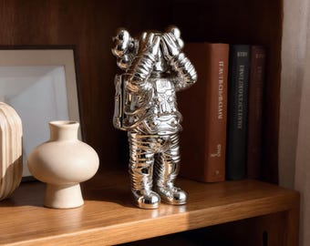 Lladro 'lost in Dreams' Large Figurine (ref. 6313) – Designed by