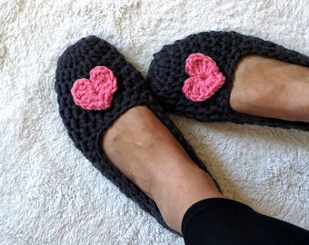 Extra thick, Non Slip Sole, Simply slippers in Charcoal with Heart, Adult Crochet Slippers, Women slippers,house shoes