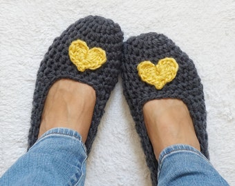 Extra thick, Simply slippers in Charcoal with Yellow Heart, Adult Crochet Slippers, Women slippers,house shoes, Non Slip Sole