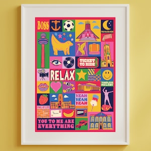 K&ouml;nnte beinhalten: Ein farbenfroher Collage-Druck mit einer Vielzahl von Bildern und Texten, darunter "Boss", "Relax", "Ticket to Ride", "You to Me Are Everything" und "Timeless Melody".