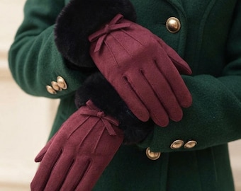 Luvas de camurça femininas, luvas com punho de pele, luvas de inverno para ocasiões formais, luvas de camurça feitas à mão, luvas elegantes para clima frio.
