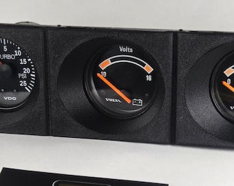 Cornice per triplo quadro strumenti Volvo 240 260 / Finitura in fibra di carbonio da 52 mm / 1981-1993