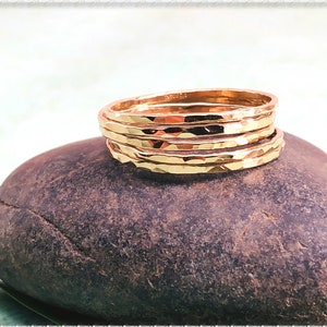 14k gold fill stapelbare ringen, stapelringen, sierlijke ringen, minimalistische ringen