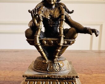 Ídolo de Lord Ayyappa de latón macizo / Estatua artesanal del dios hindú del sur de la India