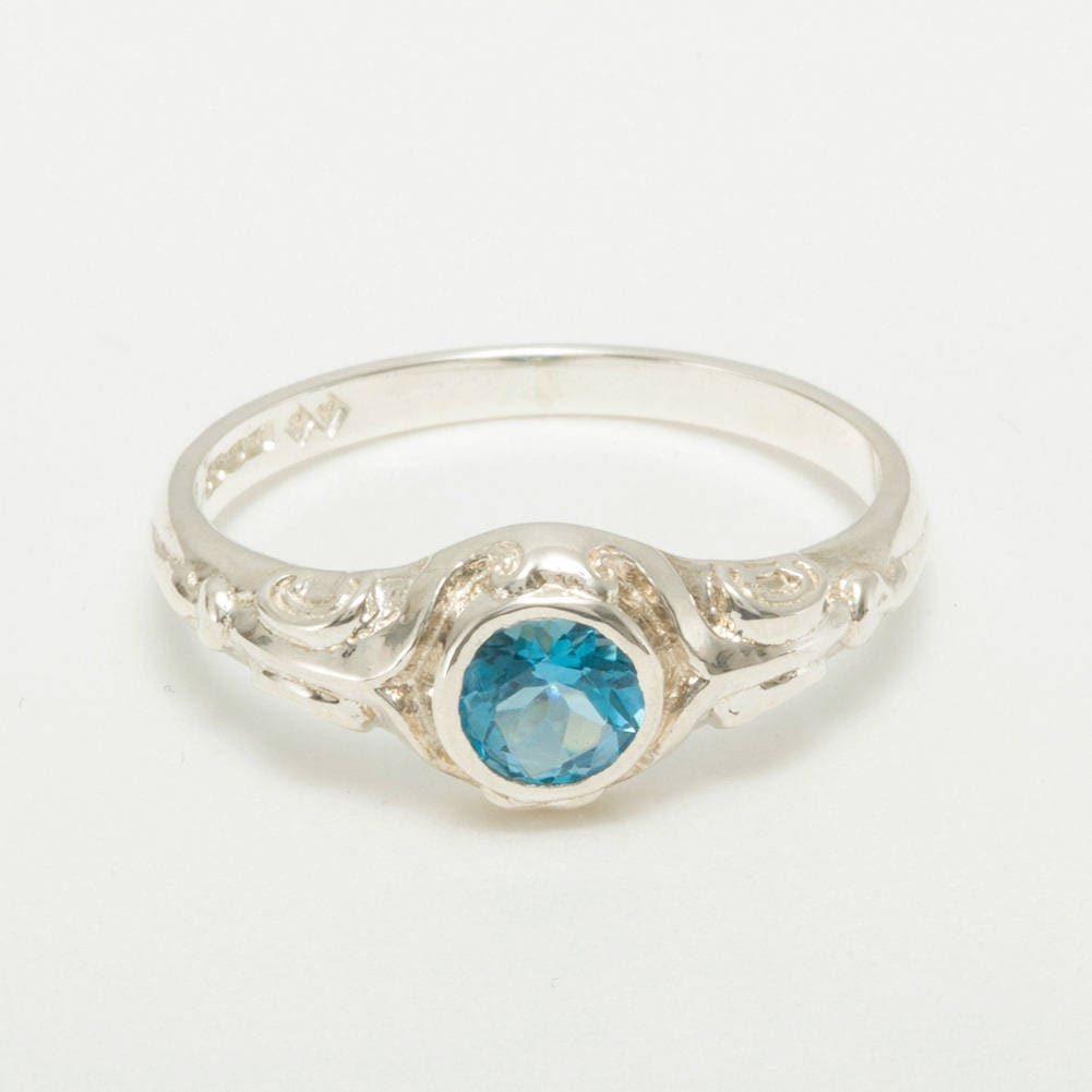 925 Sterling Silver Natural Blue Topaz Womens Solitaire Ring ...