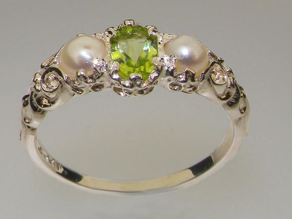 Solid 925 Sterling Silver Natural Peridot & Pearl Womens Trilogy Ring 