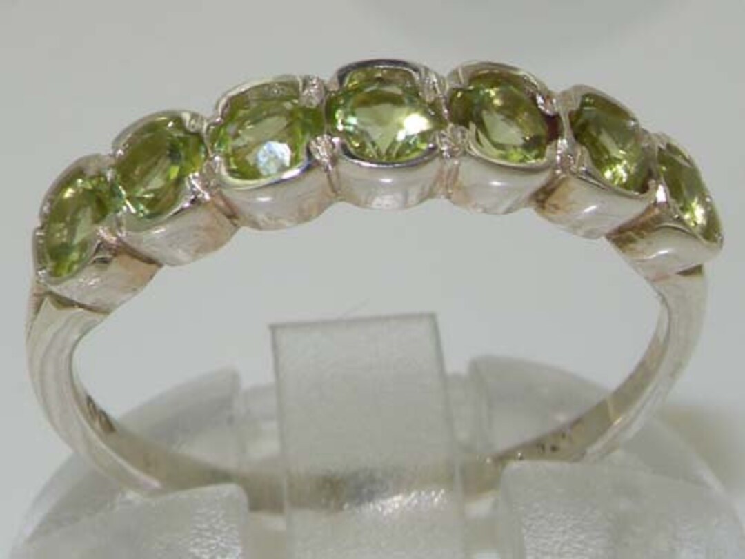 Peridot eternity ring white gold discount