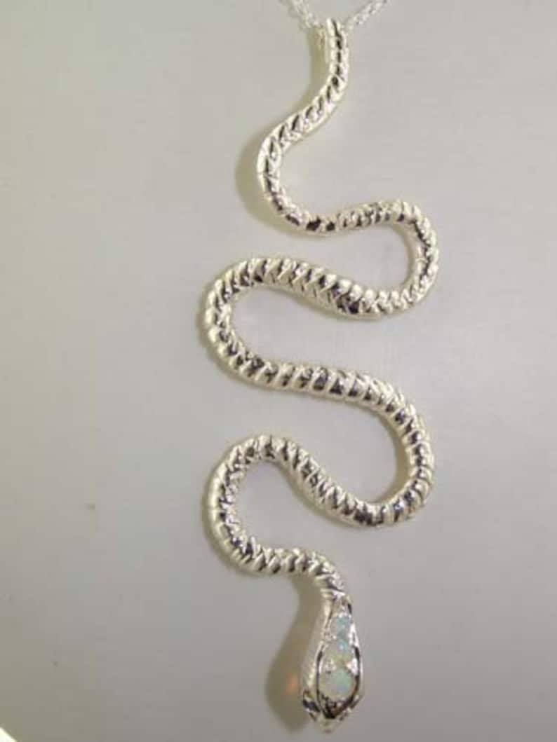 Made in England Luxury Ladies Solid 925 Sterling Silver Natural Opal /& Sapphire Detailed Snake Pendant Necklace