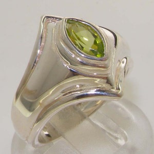 Contemporary 925 Sterling Silver Natural Green Peridot Marquise Solitaire Ring, Single Peridot Unisex Ring - Made in England - Customizable