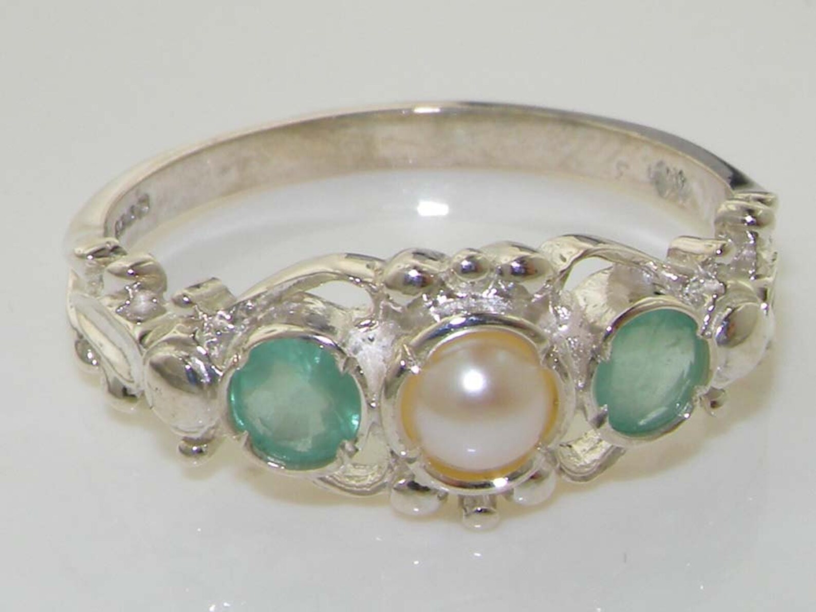 16” Sterling Pearls Embossed main image 1