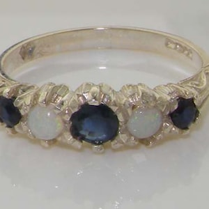 925 Sterling Silber Natürlicher Blauer Saphir & Bunte Opal Vintage Style Band, Halb Eternity Ring - Made in England -Individualisierbar
