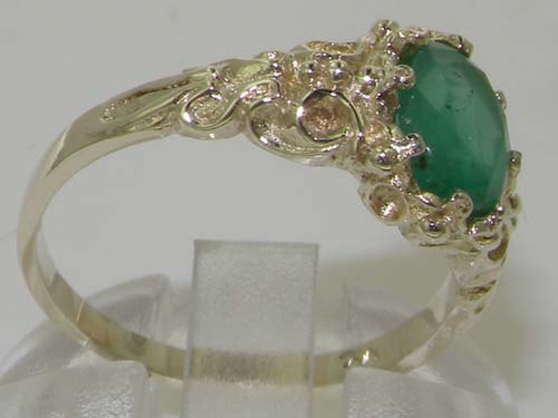 Sterling Silver Ring Womens ring Sterling Silver Emerald Ring Silver Emerald Ring Emerald Solitaire Ring Vintage Style Ring