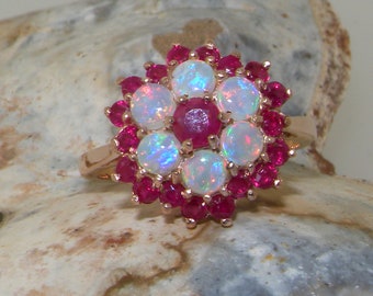 Gold Rubin und Opal Cluster Ring | Natürlicher Rubin und australischer Opalring | Vintage inspiriertes Gold Design | Wählen Sie Ihre Auswahl an Rosegold Carat