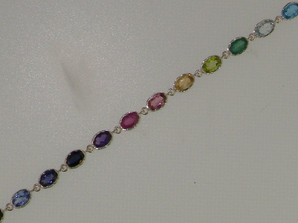 Handcrafted - 14K 585 White Gold Natural 18 Multi -coloured