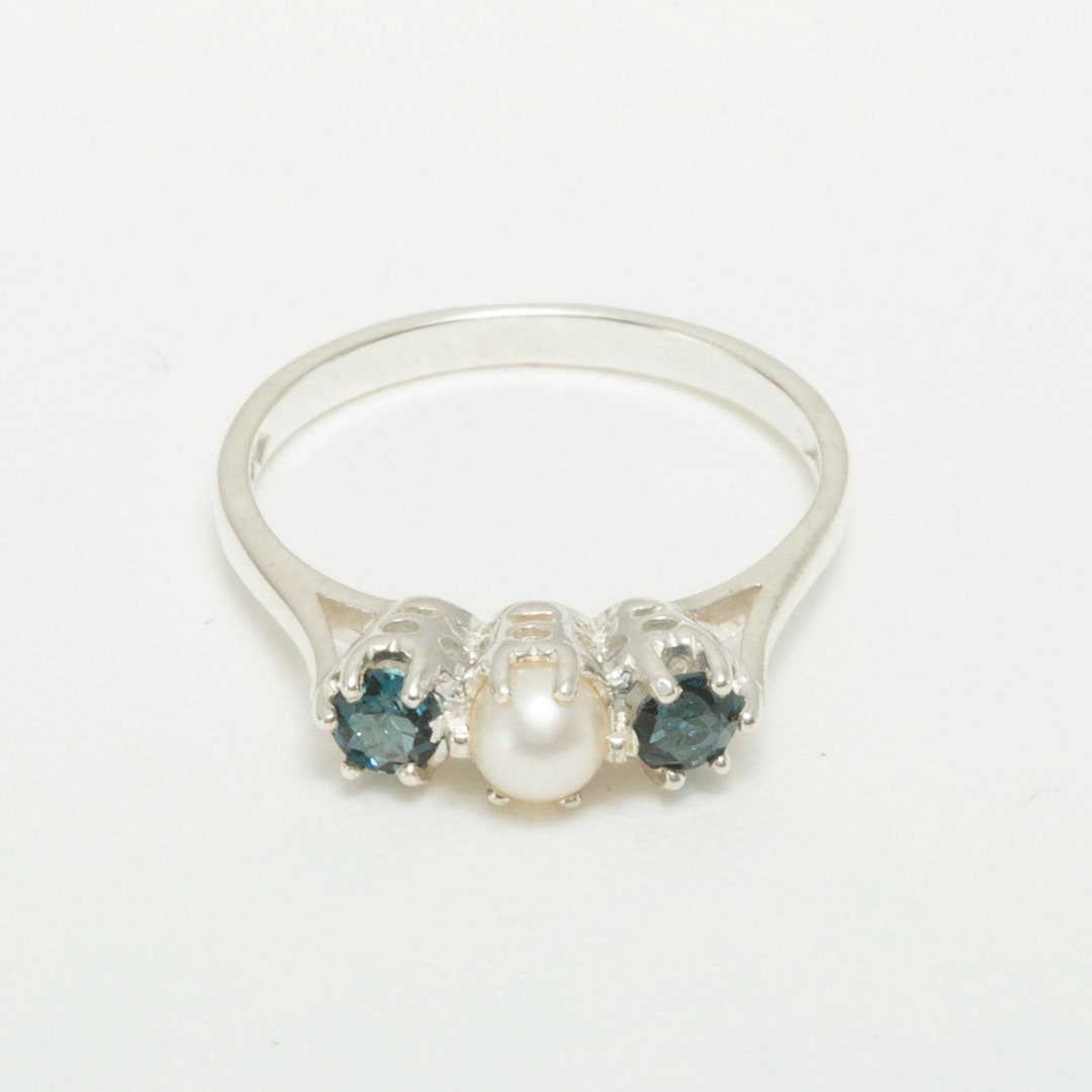 925 Sterling Silver Pearl & London Blue Topaz Womens Trilogy Ring ...