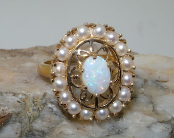 9K Gelbgold Opal und Perlencluster Ring | Viktorianisch inspiriert | Blumen Ring | Australischer Opal, Süsswasserperlen